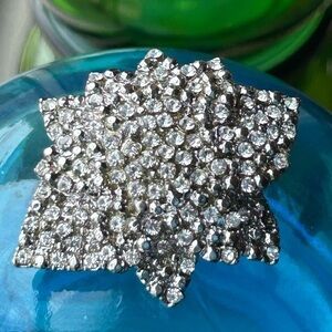 Vintage 1950’s Layered Leaves Tiny Rhinestone Brooch